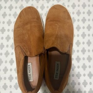 Steve Madden Tan Suede Loafers